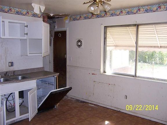 3rd image of 1801 Aspenhill Dr
