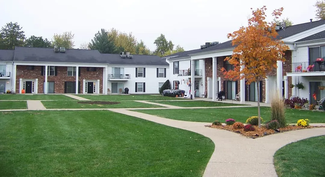 Sky Way Apartments — Photo 1