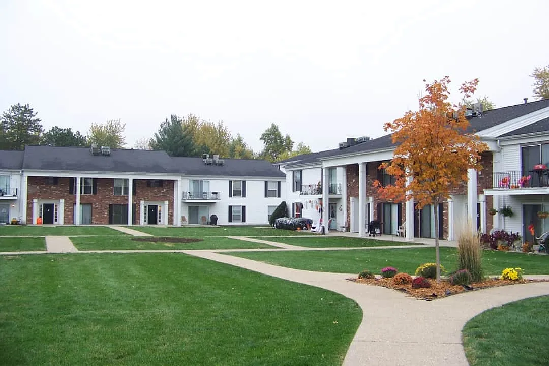 Building Photo - Sky Way Apartments