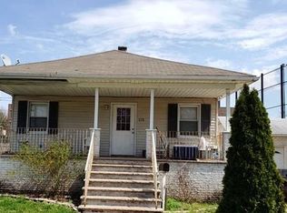 570 Weirup St, Perth Amboy, NJ 08861