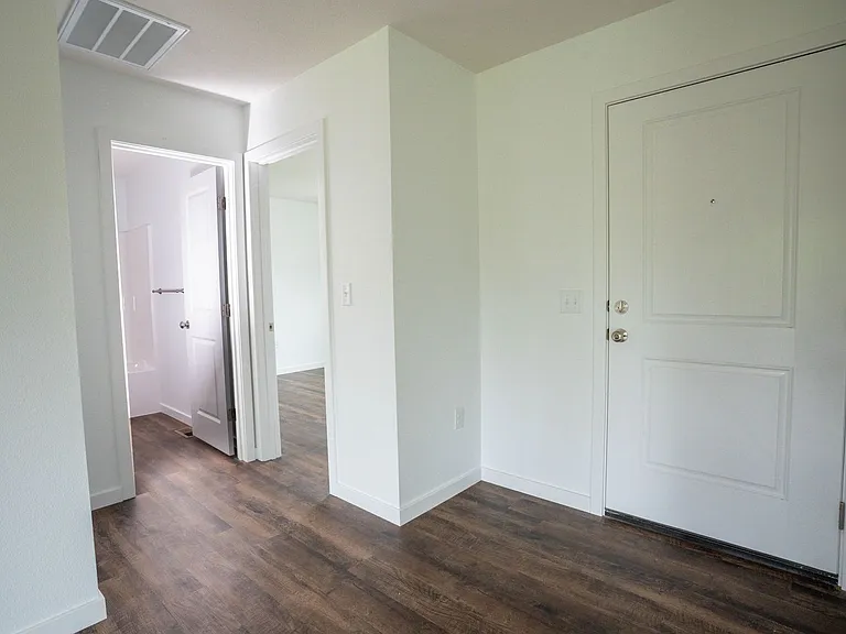 2120 Durango Dr — Photo 23
