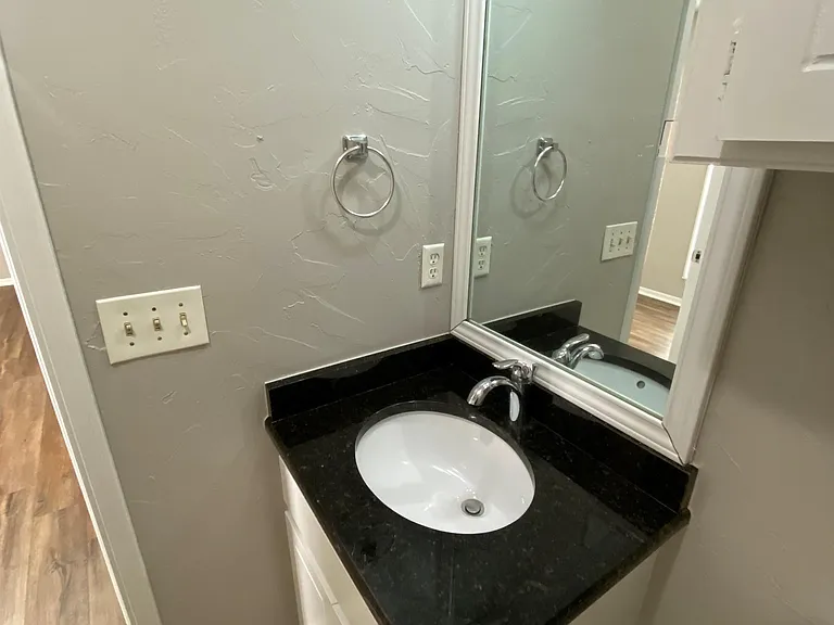 10125 N Pennsylvania Ave #13-1 — Photo 2