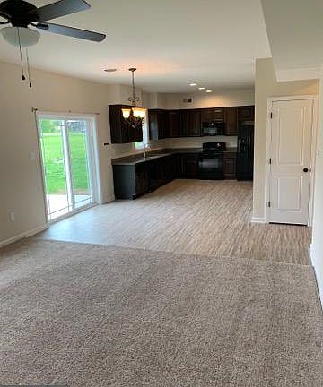 2nd image of 3707 Oakley Ln