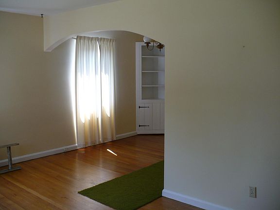 3rd image of 4325 Williams Ave
