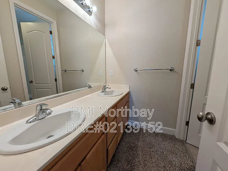 6347 Newhaven Ln — Photo 29
