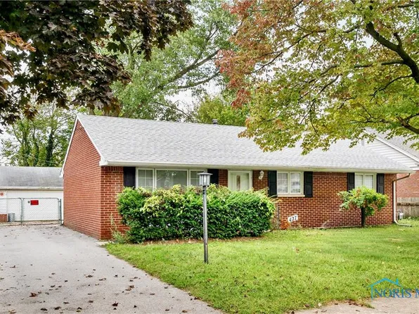 427 S McCord Rd, Holland, OH 43528