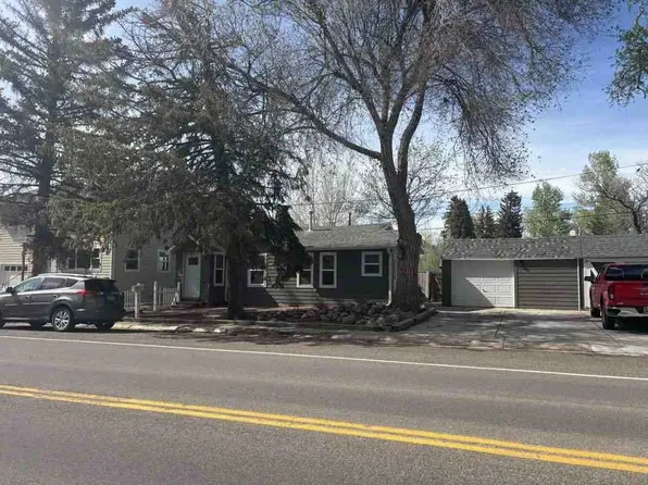 1615 E Sheridan St, Laramie, WY 82070