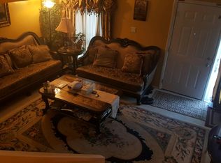 51 Monarch Dr, Sterling, VA 20164