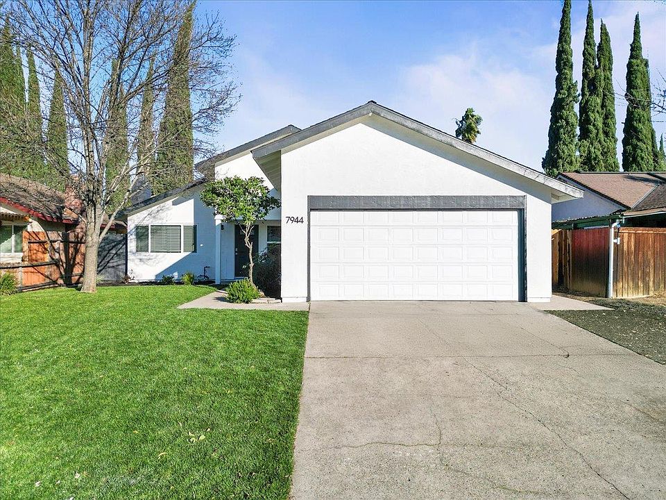 1st image of 7944 Summerplace Dr