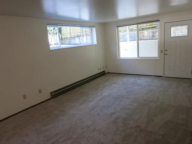1706 NW 57th St #2 — Photo 3
