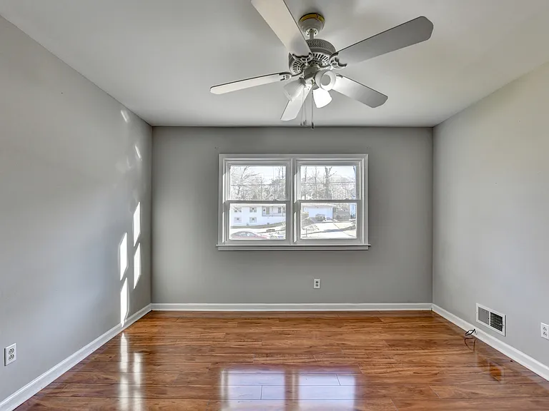 1249 Renee Dr SW #1 — Photo 15
