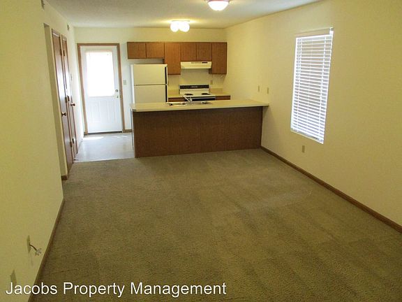 2nd image of 3548 Prescott Dr