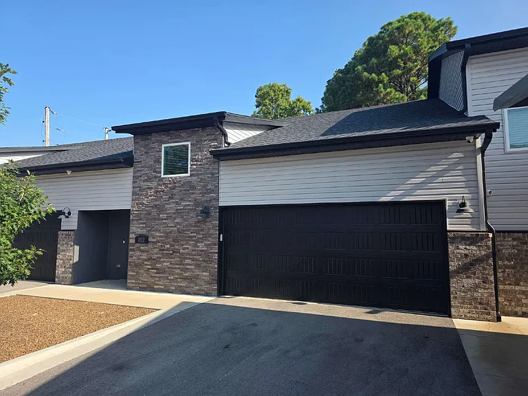 911 N Rupple Rd #102 — Photo 1