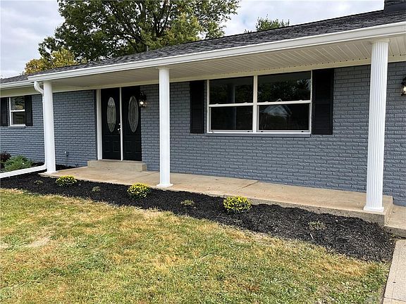 3rd image of 1058 Shirley Dr