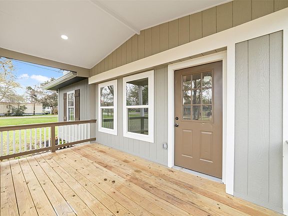 3rd image of 1416 Avenue B
