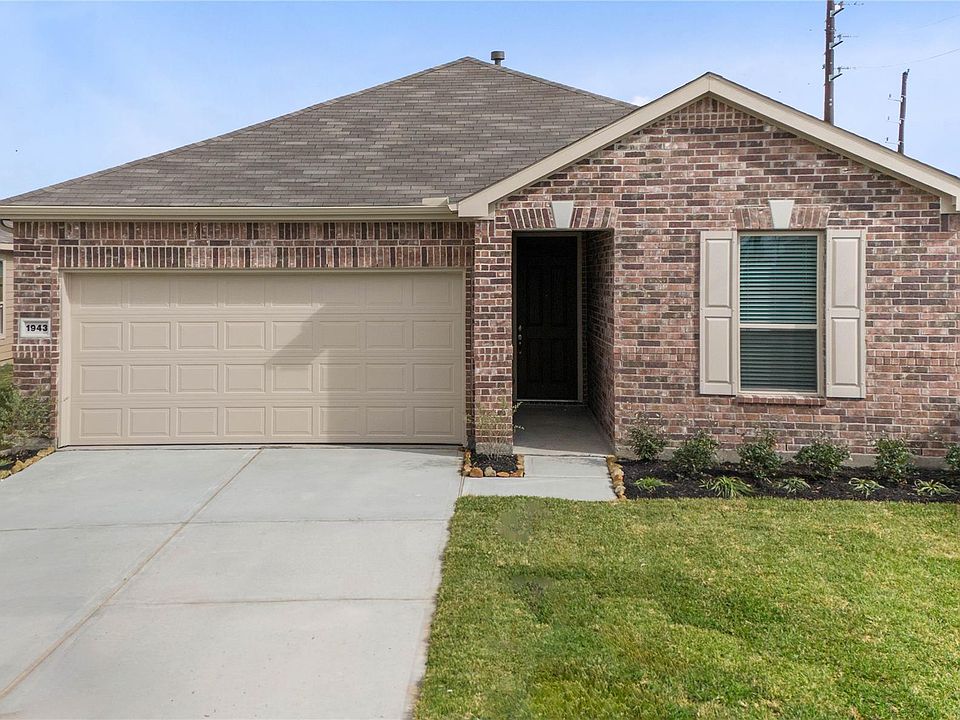 1st image of 1943 Bemus Dr