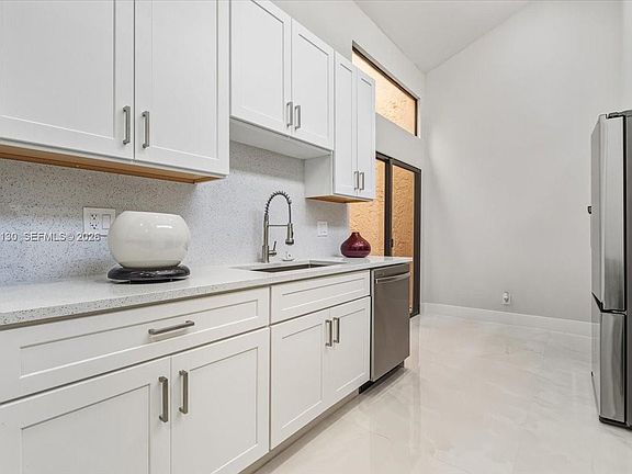 3rd image of 22708 Meridiana Dr