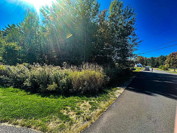 3rd image of 60 Constitution Avenue