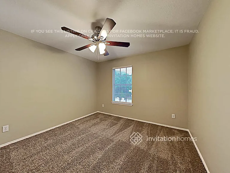 125 Southwood Dr — Photo 17