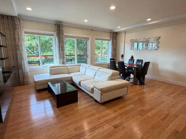 3165 Emmons Avenue image 1 of 13