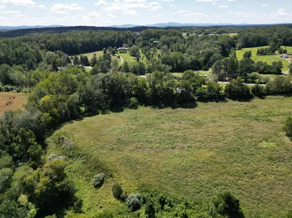 3575 Orange Rd, Aroda, VA 22709