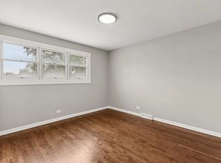 1663 E Jefferson St, Bensenville, IL 60106