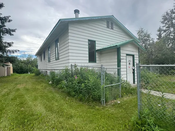 123 Bonnie Ave, Fairbanks, AK 99701