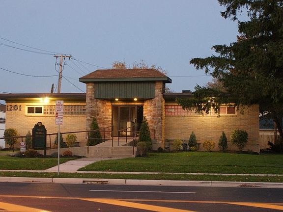 3rd image of 1201 Colvin Blvd Ste 2