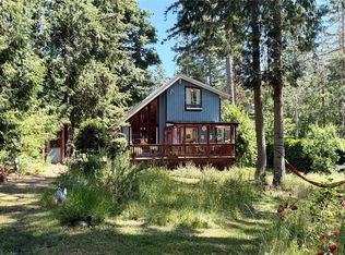 7913 Swanson View Dr, Southern Gulf Islands, BC V0N 2M2