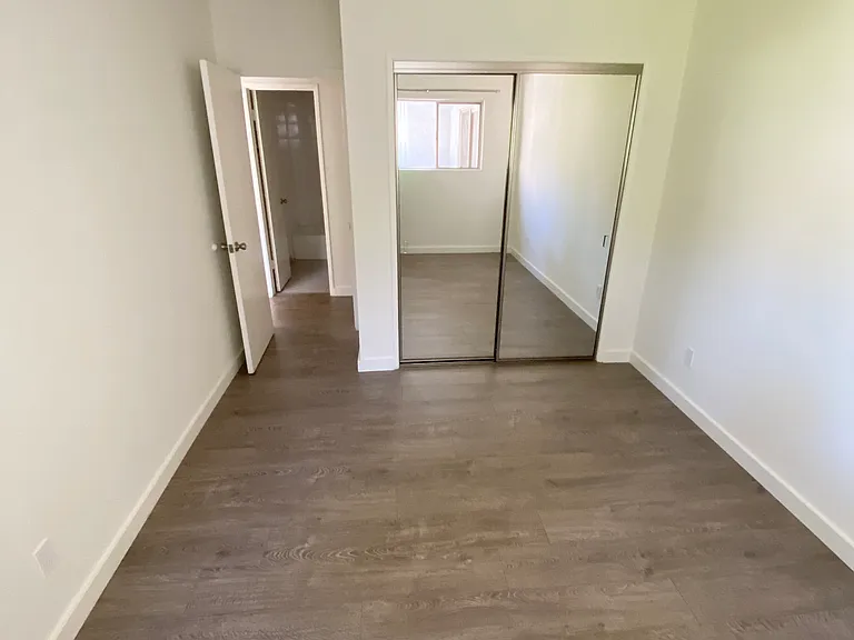 1430 Hi Point St #306 — Photo 8