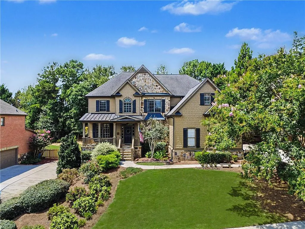 6 bed, 5.0 bath, 5857 sqft, $4,500 — Photo 3