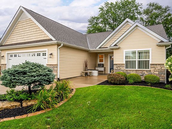 2nd image of 2535 Pheasant Creek Cir
