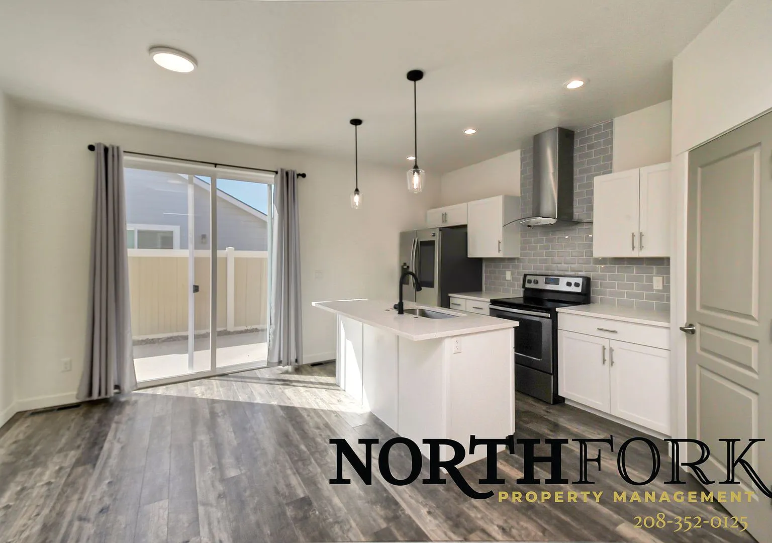 Easy living, low maintenance - Move-in credit for leases by 9/25 — Photo 4