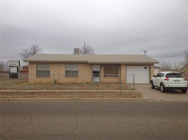 1st image of 2520 Cesar Chavez Dr