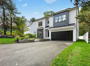 46 Asbury St, Lexington, MA 02421