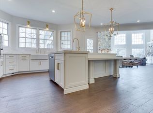 519 River Forest Dr, Great Falls, VA 22066