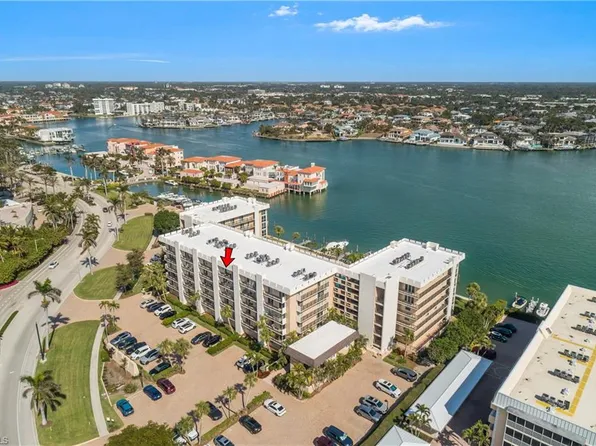 (undisclosed Address), NAPLES, FL 34103