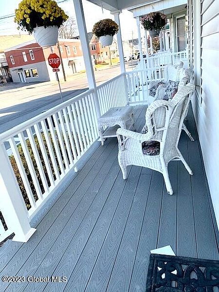 5th image of 278 Duane Avenue
