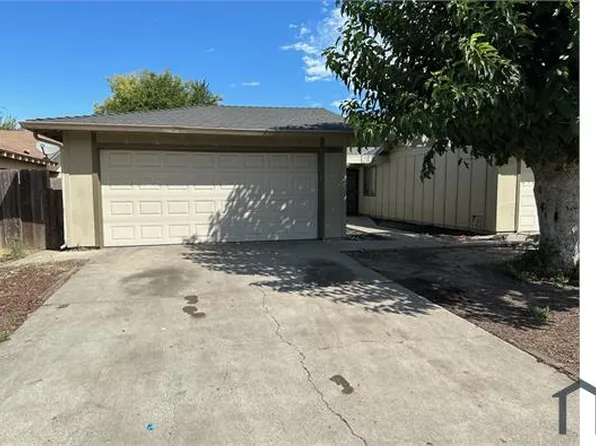 2704 Plantation Pl, Stockton, CA 95209