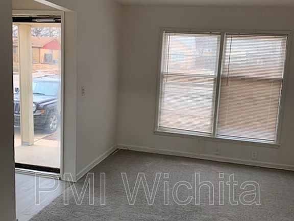 3rd image of 2301 S Belmont St