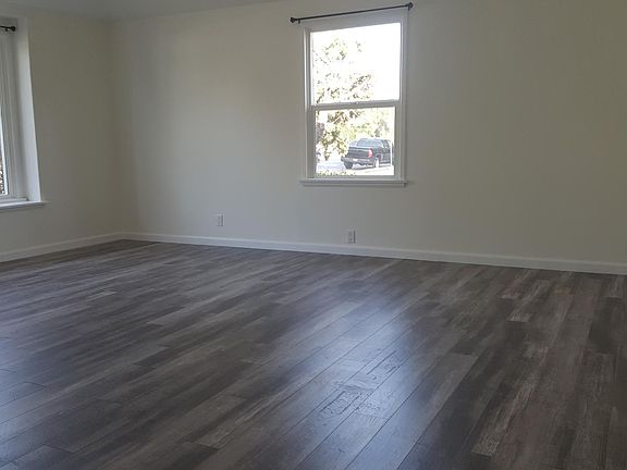 3rd image of 730 W California Ave