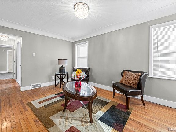 5th image of 5501 Oldtown St