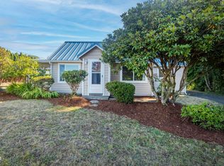 2433 E Alsea Hwy, Waldport, OR 97394