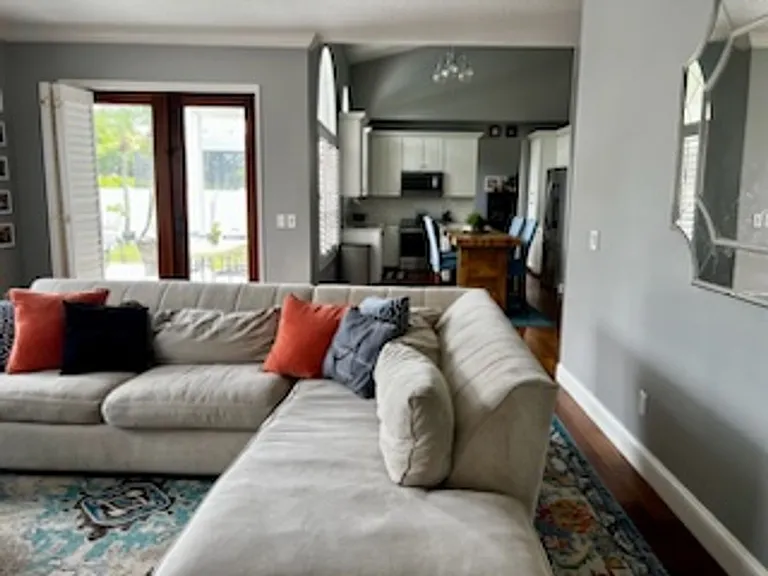 10103 Facet Ct — Photo 5