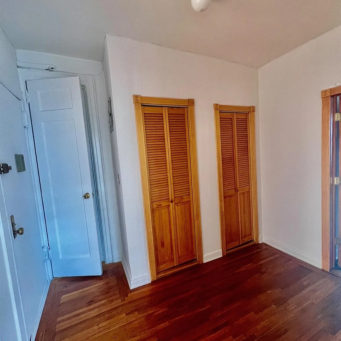 1 bed, 1.0 bath, 750 sqft, $2,100 — Photo 4