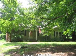 205 W High St, East Hampton, CT 06424