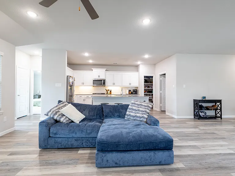 4709 Mayflower Dr — Photo 13
