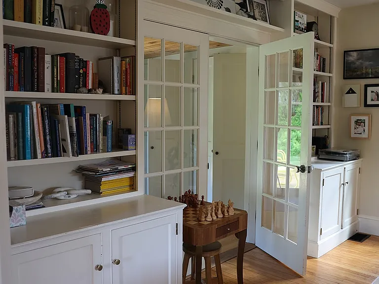 101 Robbins Rd — Photo 10
