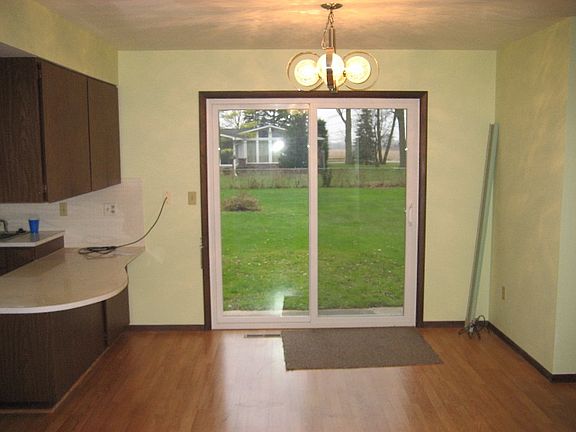 5th image of 4660 Elm Dr