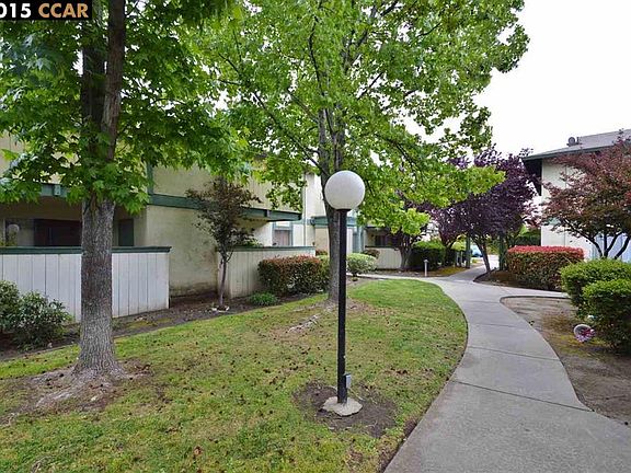 4th image of 725 Auburn Pl APT 112